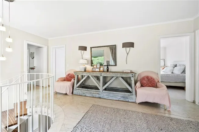 8.5 Zimmer Einfamilienhaus in Montreux – foto 16 di 20