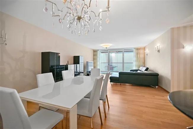 4 Zimmer Wohnung in Montreux – Foto 2 von 10