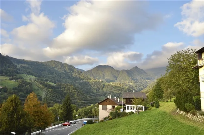 7.5 Zimmer Villa in Glion – foto 4 di 20