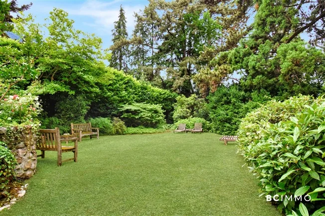 Elegante dimora di carattere nel cuore di un ambiente residenziale... – foto 9 di 11