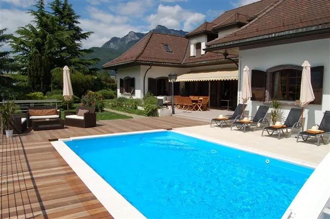 9 Zimmer Villa in Aigle – foto 2 di 11