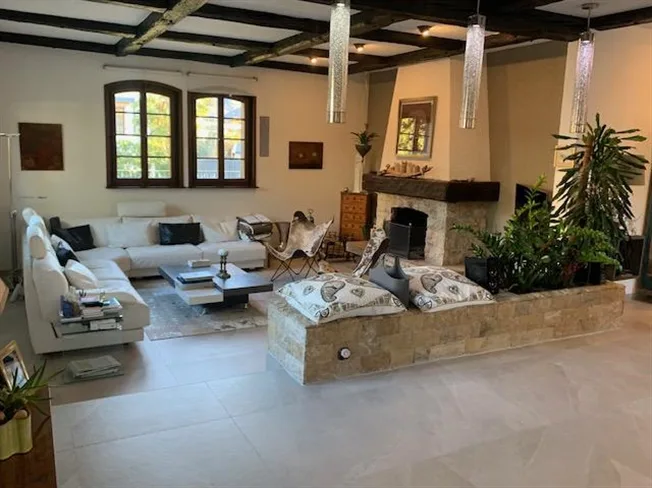9 Zimmer Villa in Aigle – foto 6 di 11