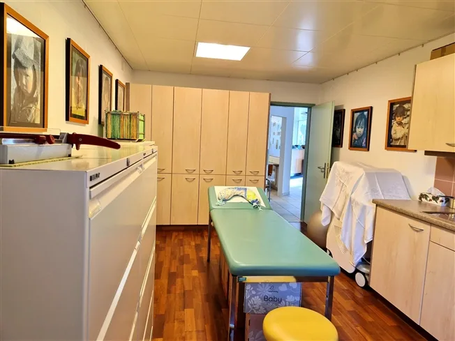 Ampia proprietà individuale con studio medico – foto 15 di 20