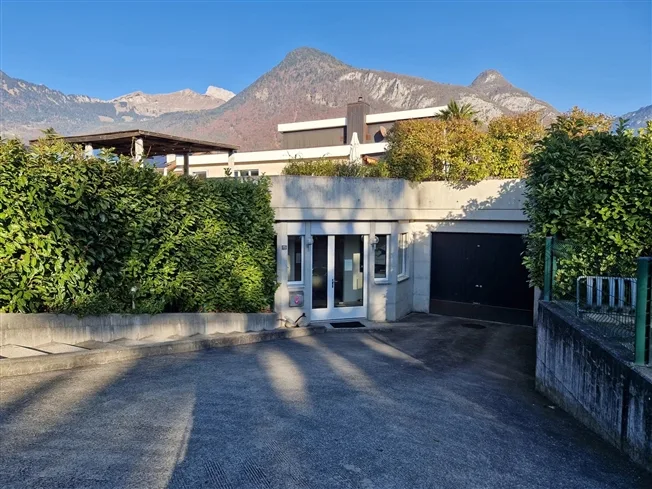 Ampia proprietà individuale con studio medico – foto 20 di 20