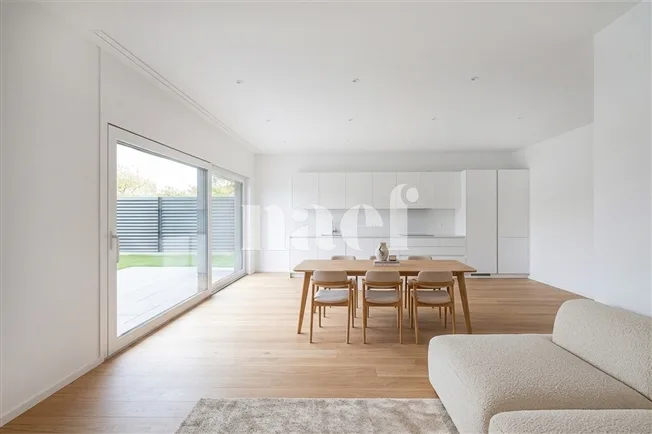 6.5 Zimmer Einfamilienhaus in Collombey – Foto 3 von 8