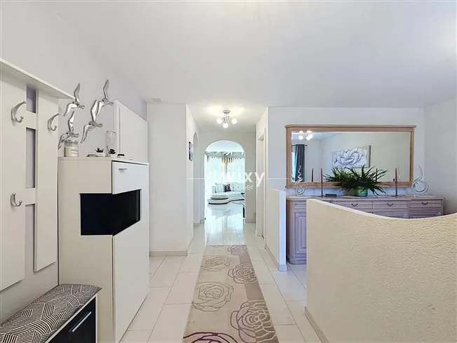 6.5 Zimmer Villa in Collombey – Foto 9 von 12