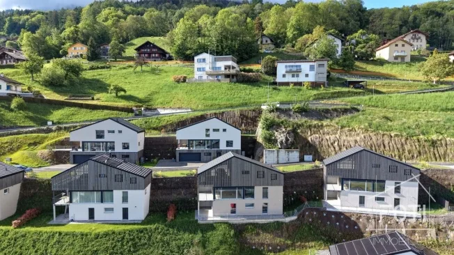 4.5 Zimmer Reihenfamilienhaus in Choëx – Foto 12 von 13
