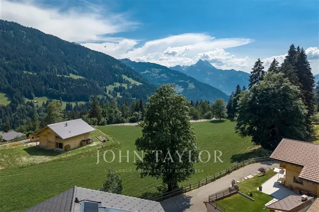 5 Zimmer Chalet in Gryon – Foto 2 von 8