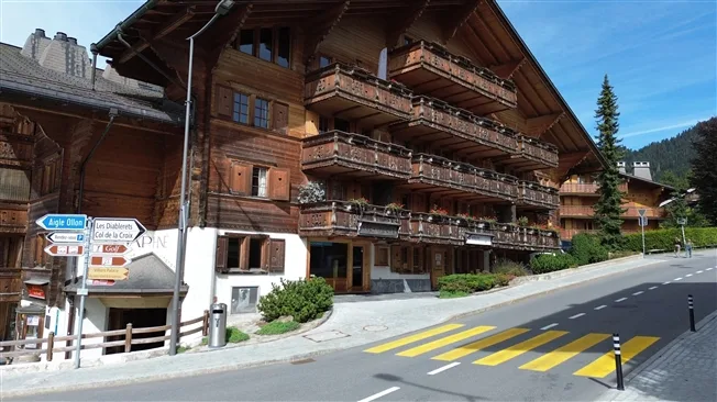9 Zimmer Wohnung in Villars-sur-Ollon – Foto 3 von 14