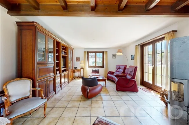 6 Zimmer Einfamilienhaus in St-Maurice – photo 5 sur 12