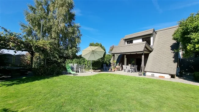 8.5 Zimmer Villa in Port-Valais – Foto 20 von 20