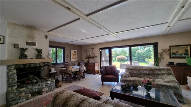 8.5 Zimmer Villa in Port-Valais – Foto 7 von 20
