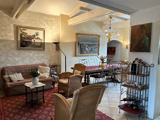 8.5 Zimmer Villa in Port-Valais – Foto 4 von 20