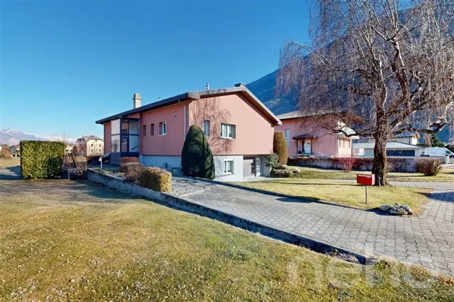 6.5 Zimmer Einfamilienhaus in Charrat – photo 2 sur 12