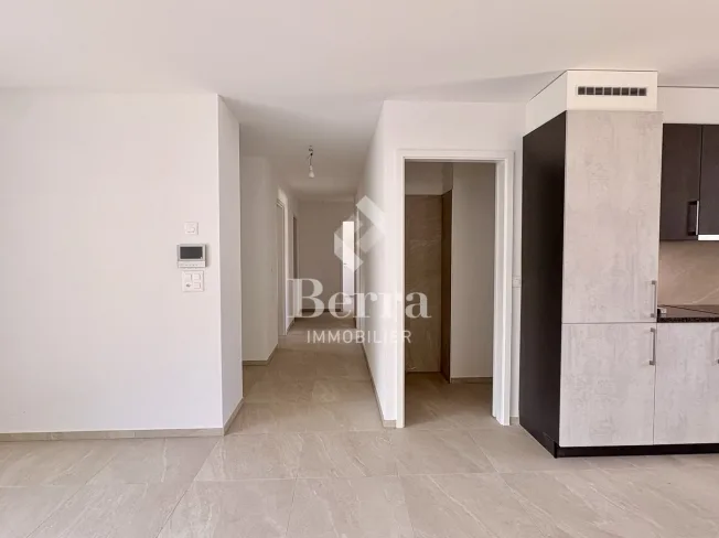 4.5 Zimmer Attikawohnung in Saxon – foto 5 di 16