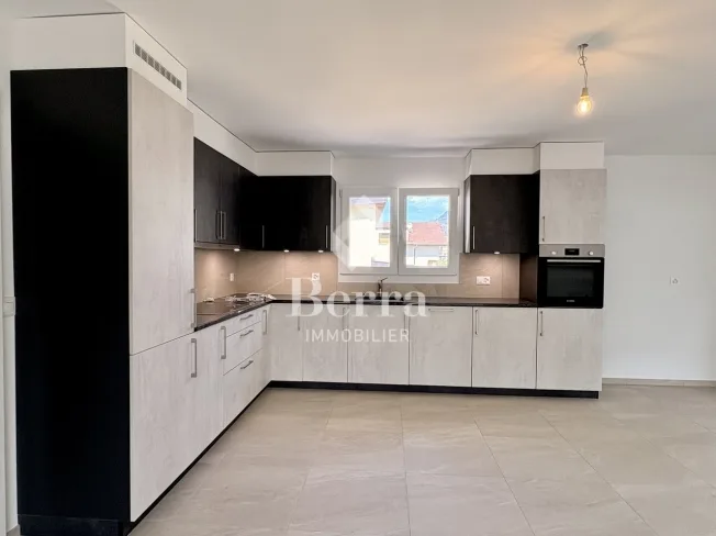 4.5 Zimmer Attikawohnung in Saxon – foto 2 di 16