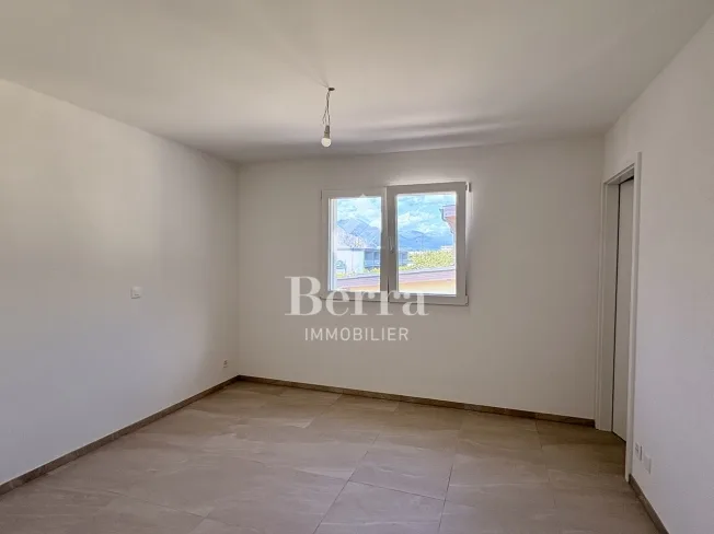 4.5 Zimmer Attikawohnung in Saxon – foto 7 di 16