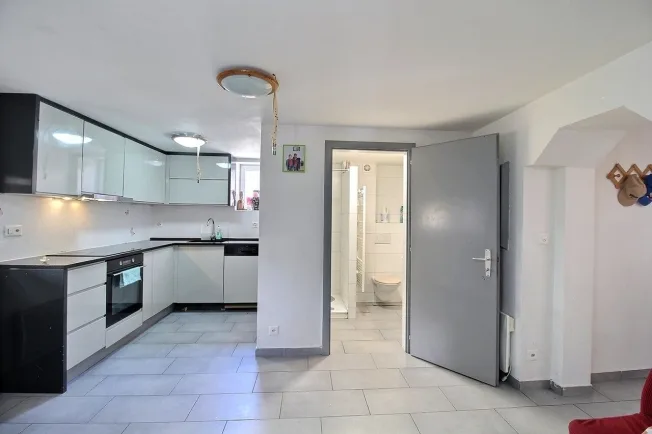 9 Zimmer Einfamilienhaus in Riddes – Foto 5 von 14