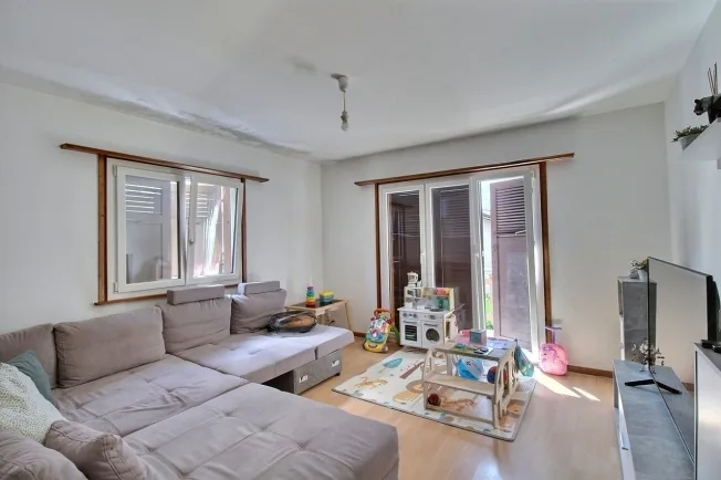 9 Zimmer Einfamilienhaus in Riddes – Foto 2 von 14