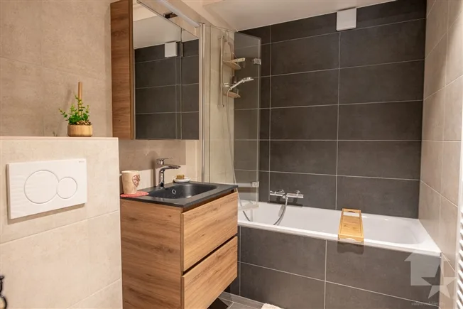 6 Zimmer Wohnung in Ovronnaz – foto 7 di 13
