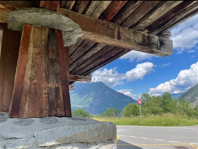 4.5 Zimmer Chalet in Le Trétien – Foto 2 von 2