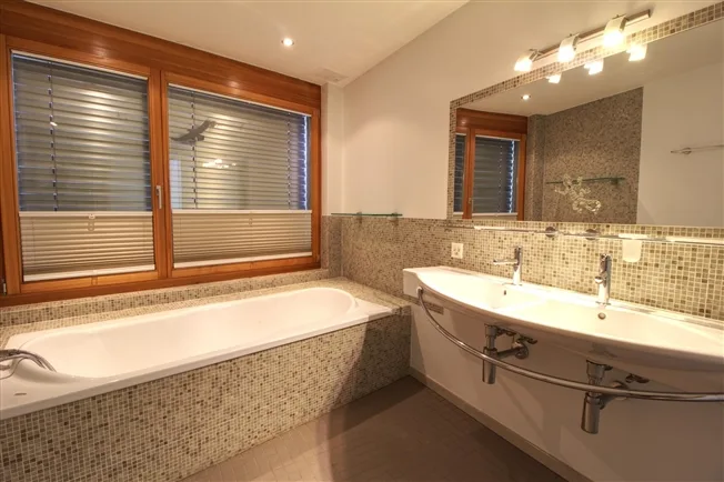 7.5 Zimmer Einfamilienhaus in Fully – foto 16 di 20