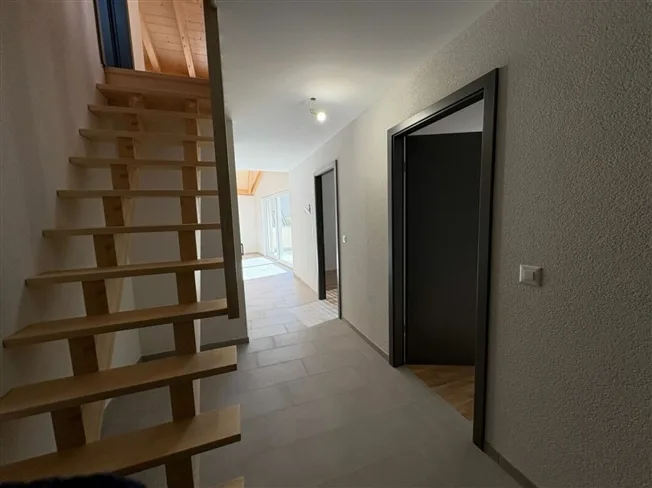 4.5 Zimmer Attikawohnung in Chamoson – Foto 6 von 9