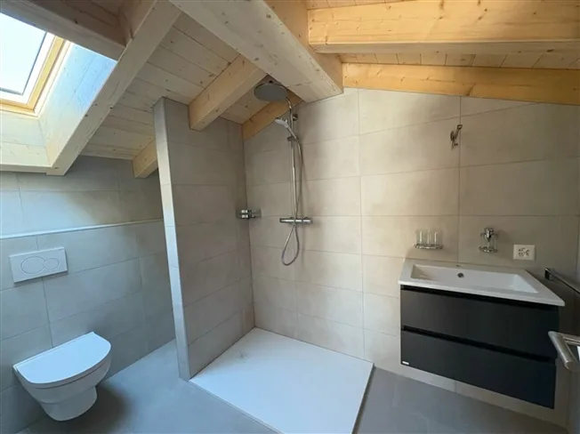 4.5 Zimmer Attikawohnung in Chamoson – Foto 3 von 9