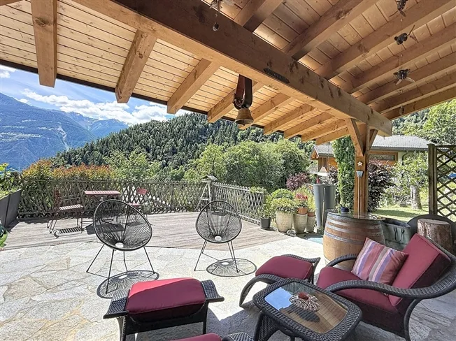 Famienenvilla mit außergewöhnlichem Blick & überdachter Terrasse in Chamoson – Foto 25 von 27