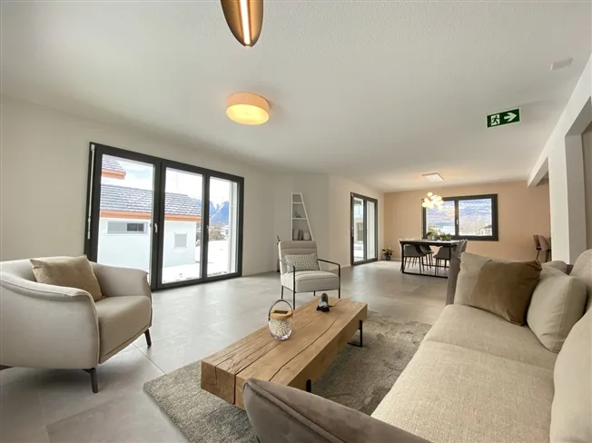 5.5 Zimmer Reihenfamilienhaus in St-Léonard – Foto 2 von 7