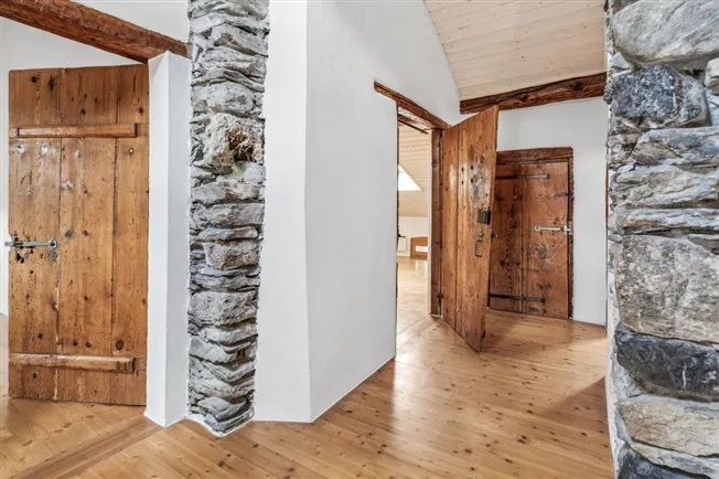 6 Zimmer Wohnung in St-Léonard – Foto 2 von 10
