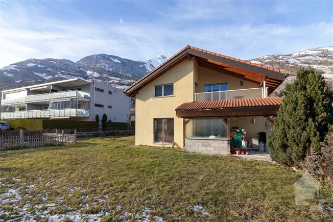 Spacieuse villa familiale avec beau potentiel d'agrandissement – photo 16 sur 20