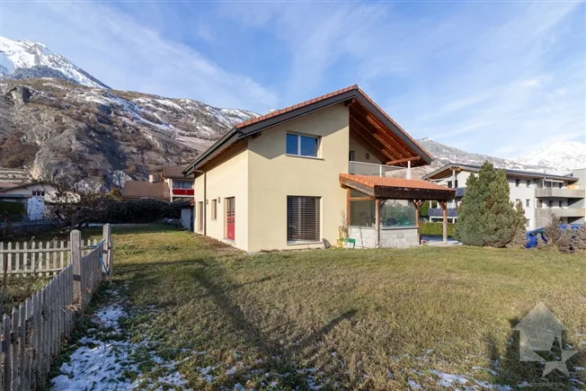 Spacieuse villa familiale avec beau potentiel d'agrandissement – photo 17 sur 20
