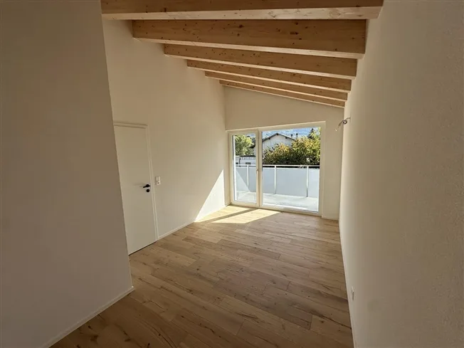 4.5 Zimmer Attikawohnung in Conthey – Foto 4 von 11