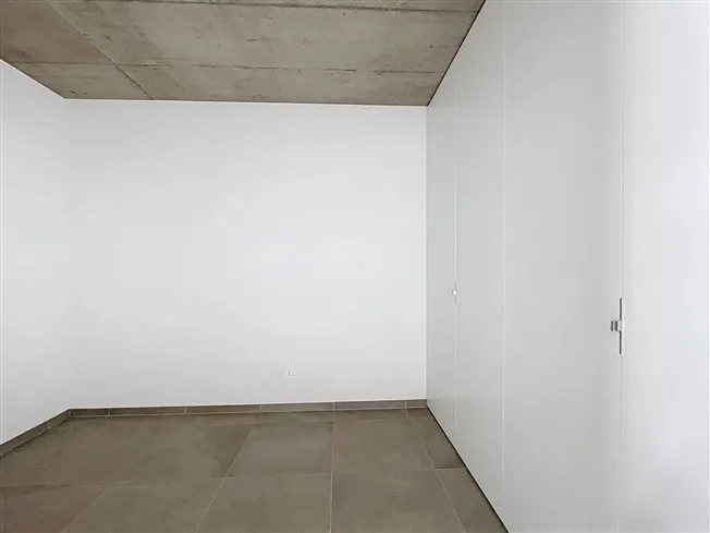 Attico luminoso con ampio balcone – foto 10 di 10