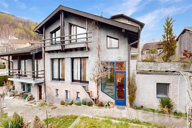 3.5 Zimmer Einfamilienhaus in Savièse – Foto 2 von 11