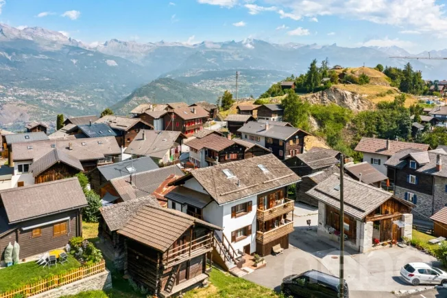 5.5 Zimmer Reihenfamilienhaus in Nax – photo 4 sur 12