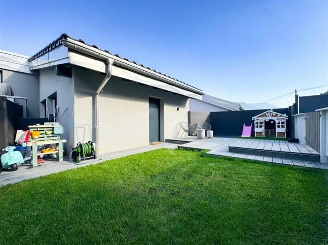 4 Zimmer Reihenfamilienhaus in St-Séverin – foto 2 di 20