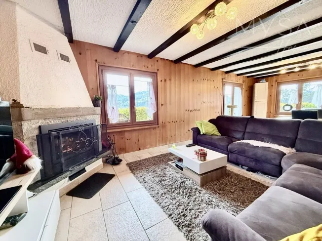 5.5 Zimmer Einfamilienhaus in Erde – Foto 3 von 10