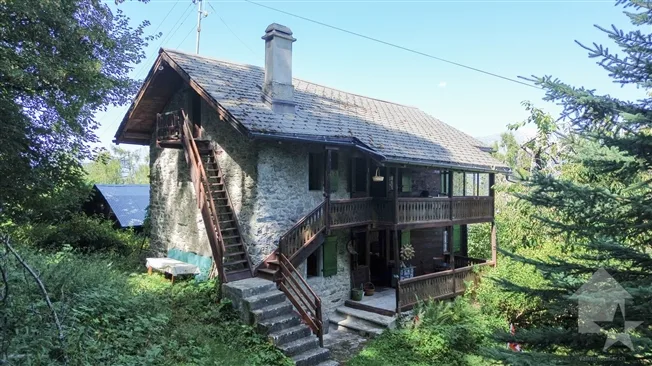 9 Zimmer Chalet in Les Agettes – photo 2 sur 20