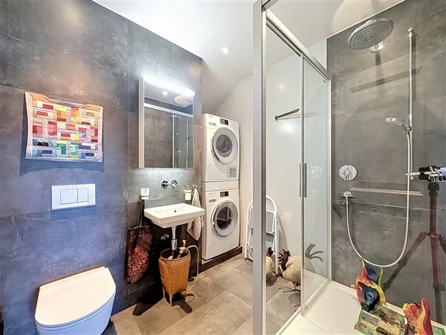 5 Zimmer Wohnung, 2000 Neuchâtel