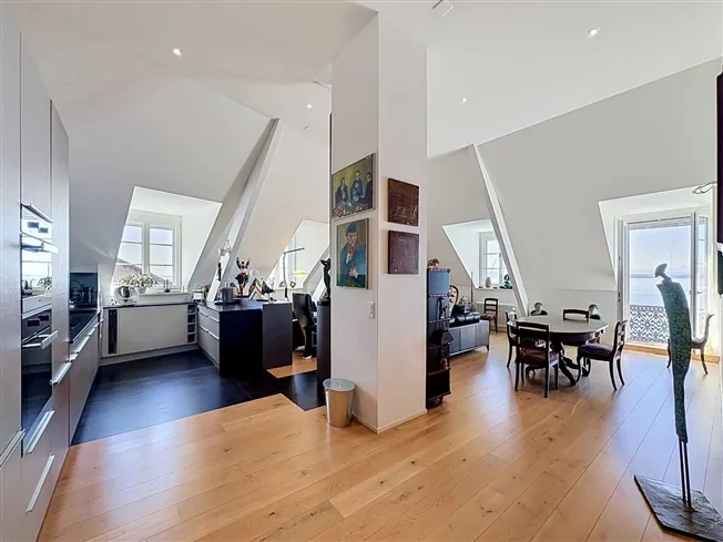 5 Zimmer Wohnung, 2000 Neuchâtel