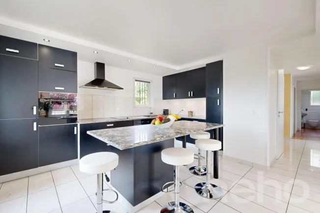 9 Zimmer Einfamilienhaus in Colombier NE – photo 4 sur 11