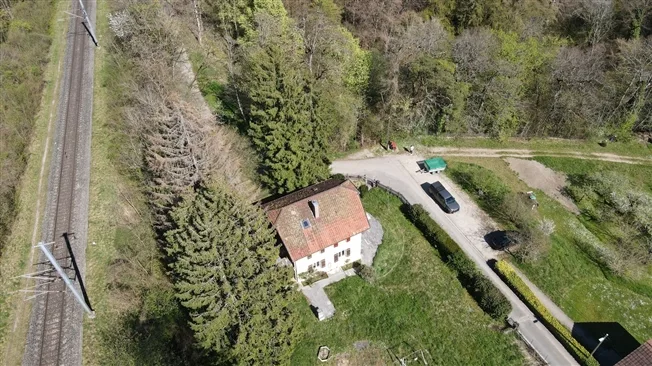 5.5 Zimmer Einfamilienhaus in Bôle – foto 3 di 20