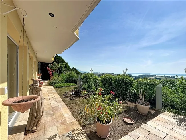 8.5 Zimmer Villa in Bevaix – foto 5 di 20