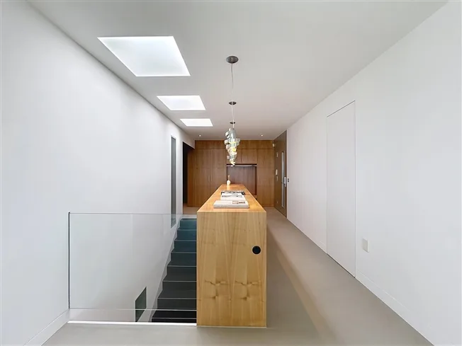 12 Zimmer Villa in Vaumarcus – Foto 2 von 15
