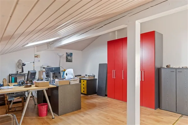 4.5 Zimmer Attikawohnung in Dombresson – foto 11 di 11