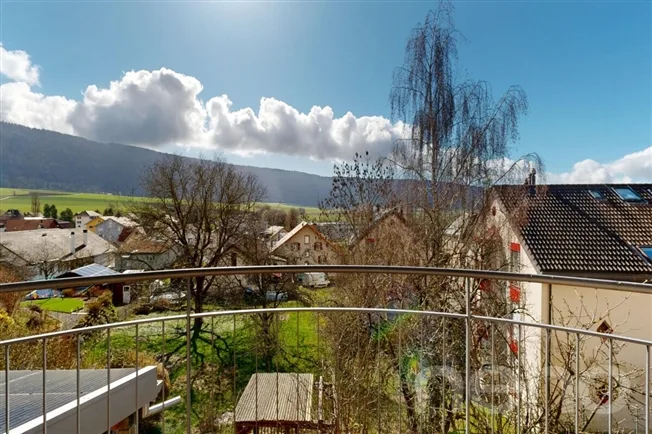 9.5 Zimmer Einfamilienhaus in Dombresson – Foto 2 von 12