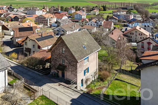 9.5 Zimmer Einfamilienhaus, 2056 Dombresson