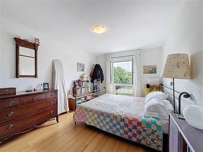 Duplex mit 4 Zimmern im Herzen von Hauterive – Foto 9 von 12